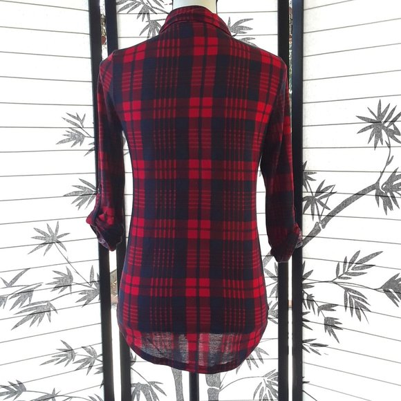 Polly & Esther Red Plaid 3/4 Sleeve Fitted Top - Picture 6 of 11